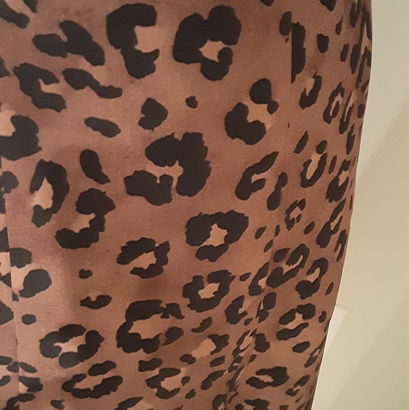 Leopard print skirt - Picture 2 of 4